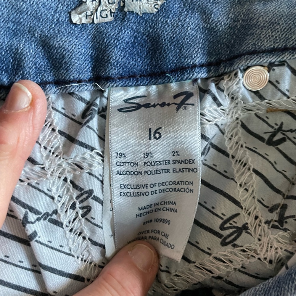 Seven7 Jeans, Size 16, Distressed - Picture 8 of 9